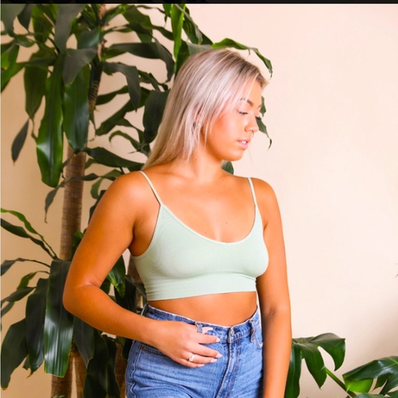 Low Back Seamless Bralette - Picture 1 of 2